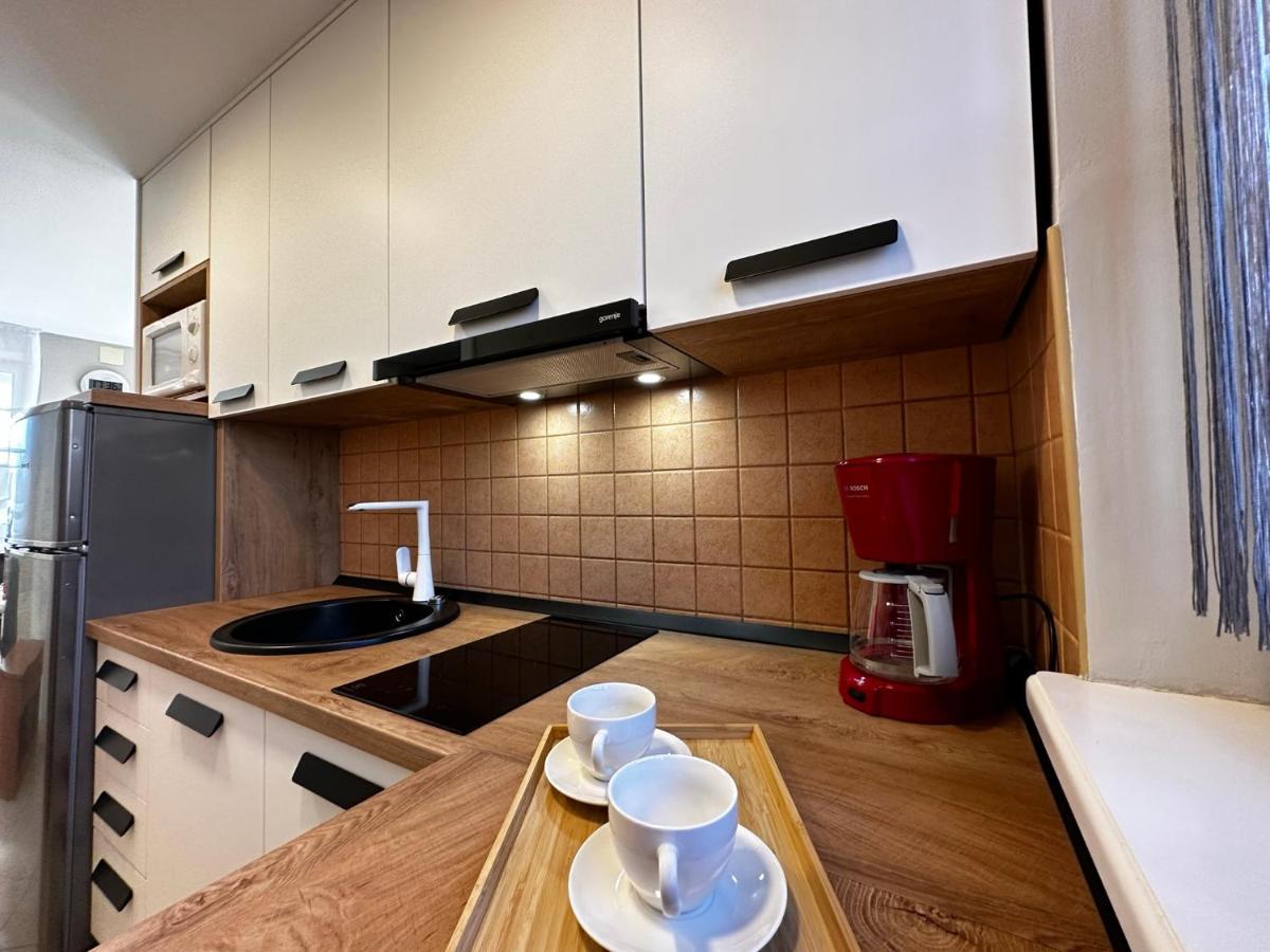 Apartman Veronika Vrsi Exterior photo